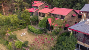 Hostie Onella - Private 3BHK Mountain Chalet with breathtaking Himalayan views